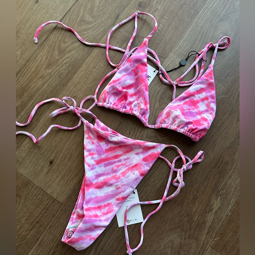 Skatie Pink Tie Dye bikini